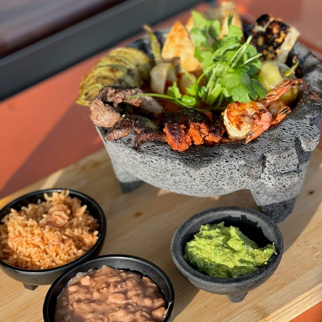 Molcajete Azteca.